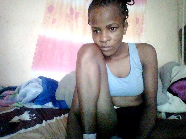 Ebony-pretty1 live cam on BongaCams
