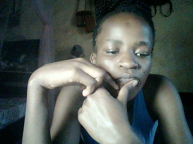 Ebony-pretty1 live cam on BongaCams