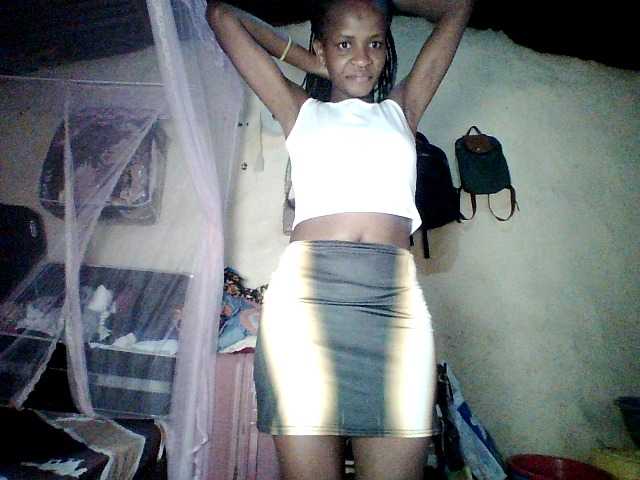 Ebony-pretty1 live cam on BongaCams