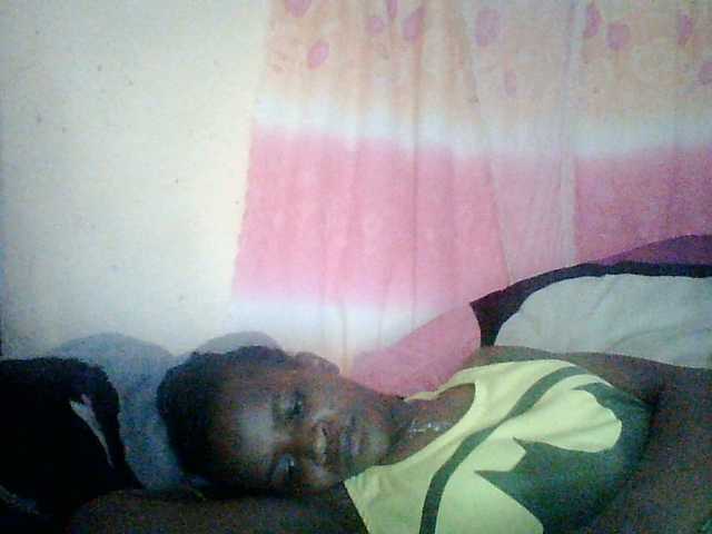 Ebony-pretty1 live cam on BongaCams