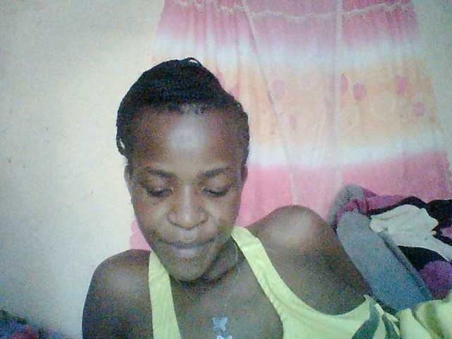 Ebony-pretty1 live cam on BongaCams