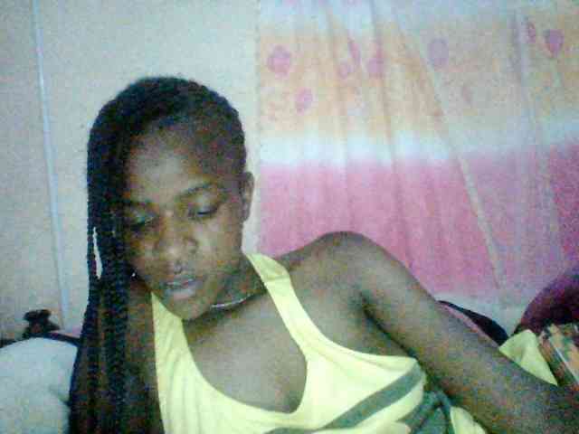 Ebony-pretty1 Ebony-pretty1