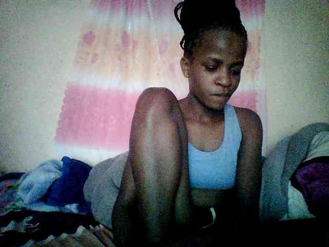 Ebony-pretty1 Ebony-pretty1
