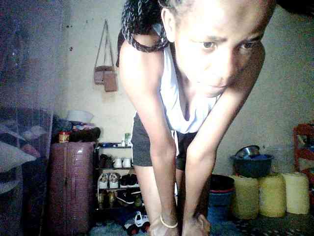Ebony-pretty1 webcam