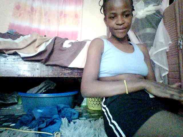 Ebony-pretty1