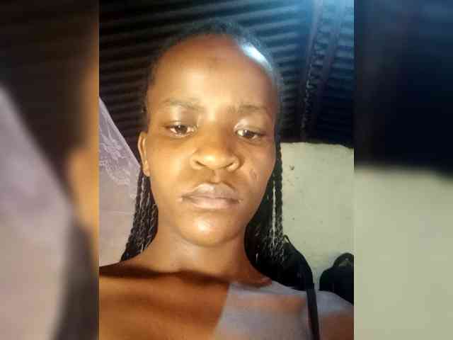 Ebony-pretty1 webcam