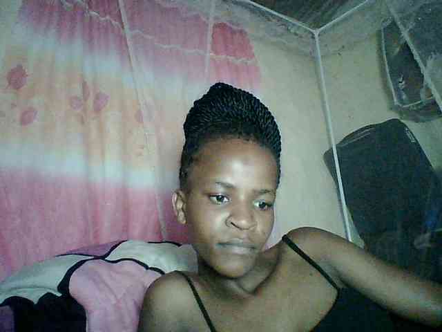 Ebony-pretty1 webcam