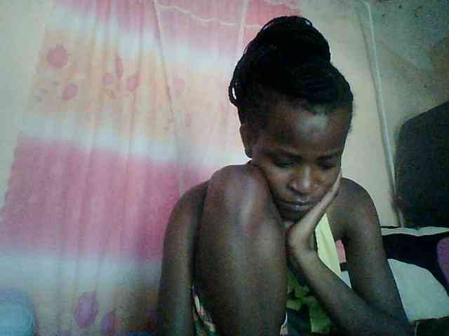 Ebony-pretty1 Ebony-pretty1