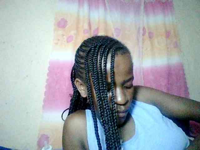Ebony-pretty1