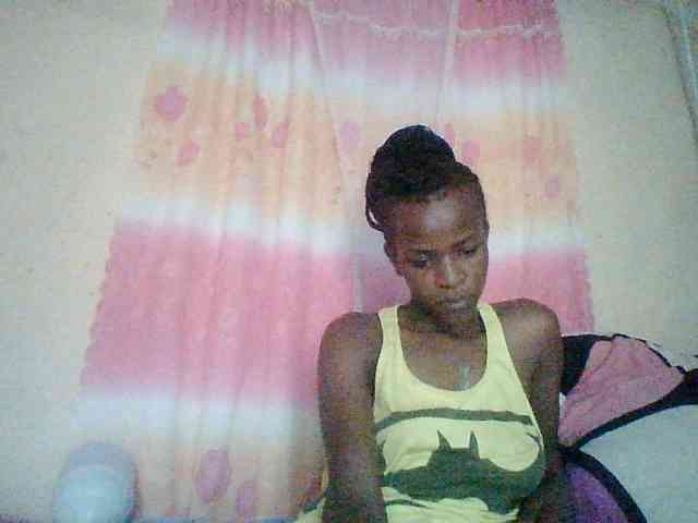 Ebony-pretty1