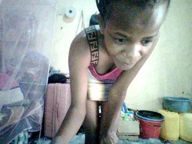 Ebony-pretty1 Ebony-pretty1