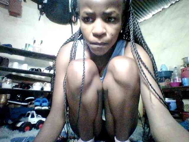 Ebony-pretty1
