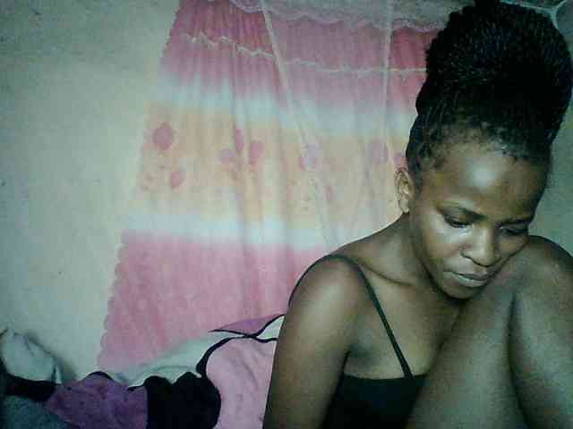 Ebony-pretty1