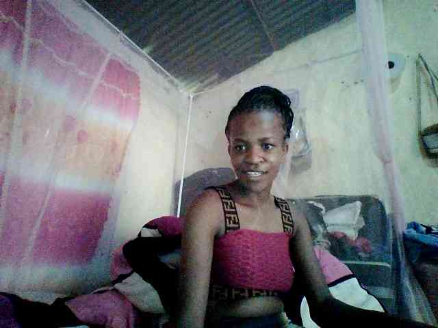 Ebony-pretty1 Ebony-pretty1