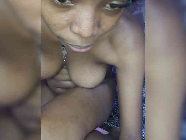 Anastaciaa webcam