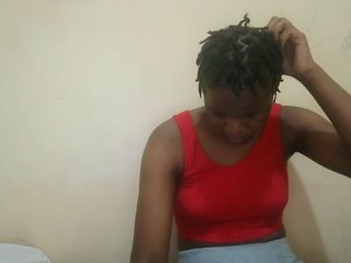Cute-lizah's Live Webcam
