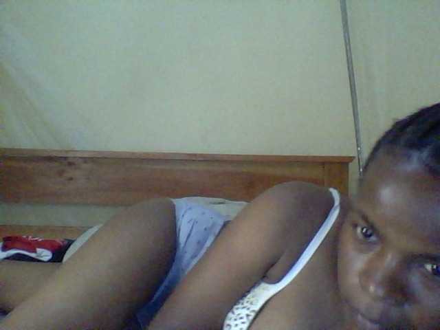 Cute-lizah live cam on BongaCams