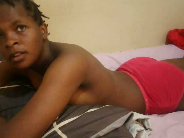 Cute-lizah live cam on BongaCams