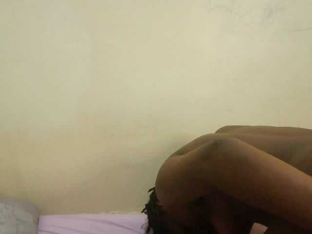 Cute-lizah live cam on BongaCams