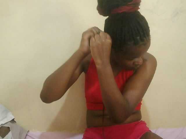 Cute-lizah live cam on BongaCams