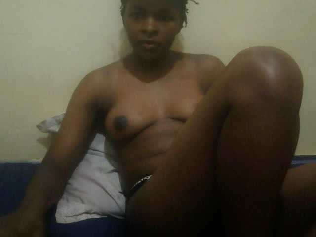 Cute-lizah live cam on BongaCams