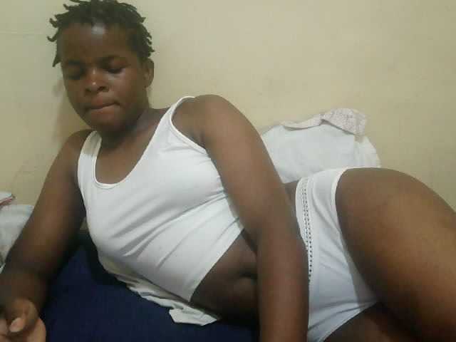 Cute-lizah live cam on BongaCams