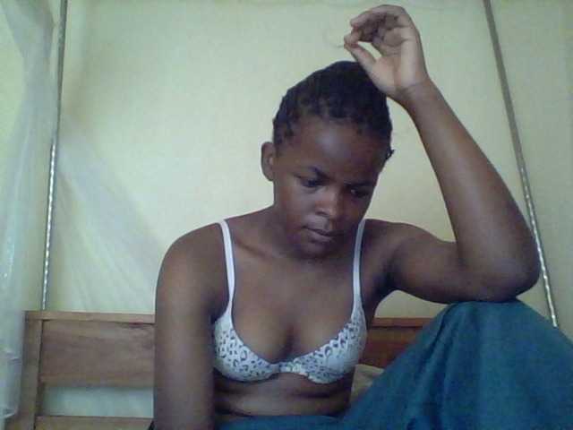 Cute-lizah live cam on BongaCams