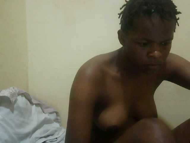 Cute-lizah live cam on BongaCams