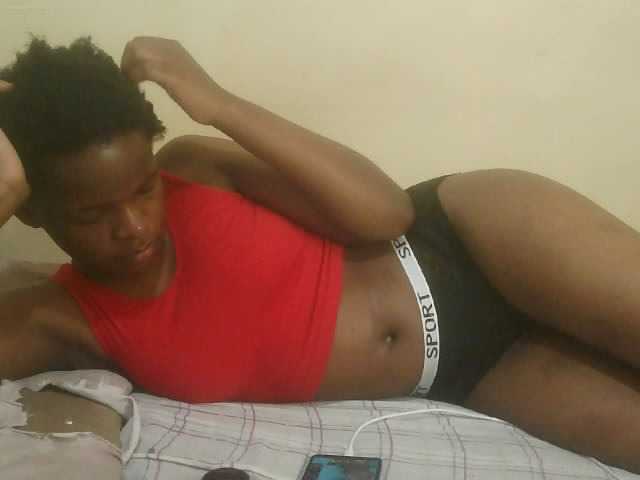 Cute-lizah live cam on BongaCams