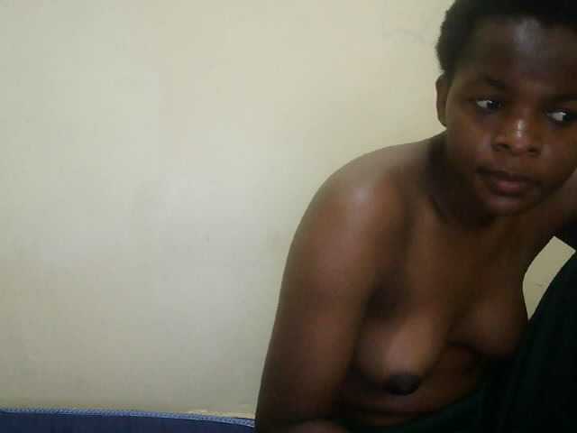 Cute-lizah live cam on BongaCams