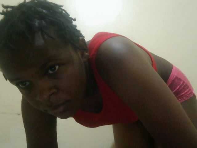 Cute-lizah live cam on BongaCams