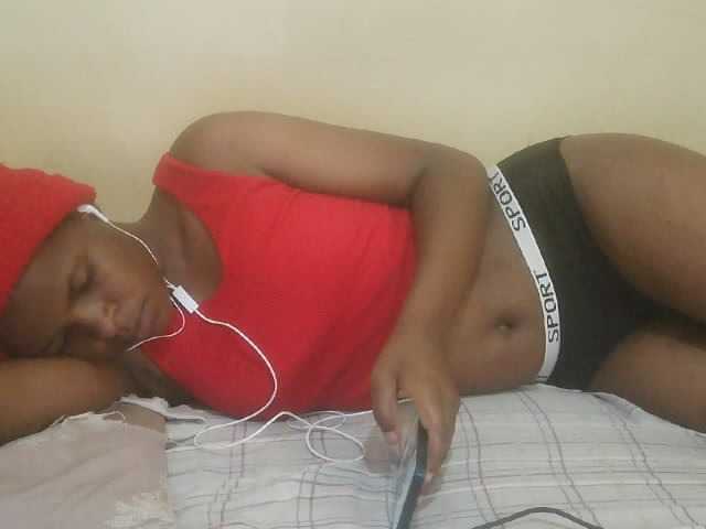 Cute-lizah live cam on BongaCams