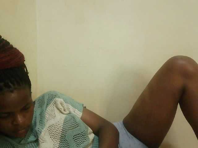 Cute-lizah live cam on BongaCams