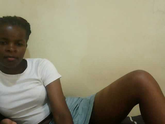 Cute-lizah live cam on BongaCams