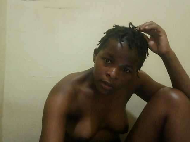 Cute-lizah live cam on BongaCams