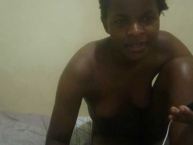 Cute-lizah live cam on BongaCams