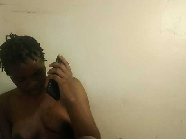 Cute-lizah live cam on BongaCams