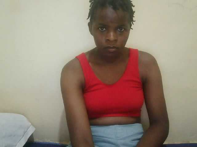 Cute-lizah live cam on BongaCams