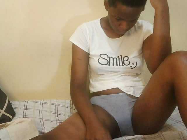 Cute-lizah live cam on BongaCams