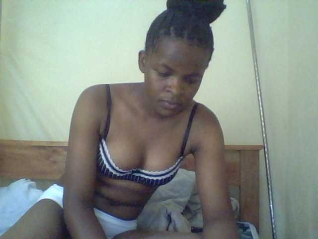 Cute-lizah live cam on BongaCams