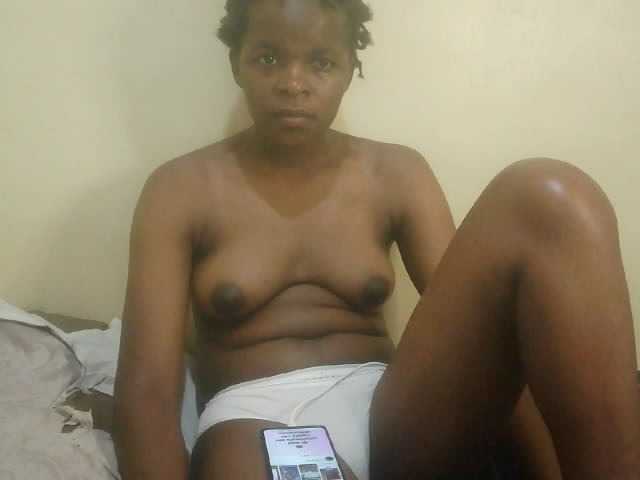 Cute-lizah live cam on BongaCams
