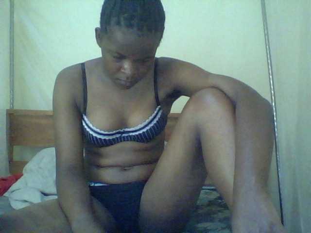 Cute-lizah live cam on BongaCams