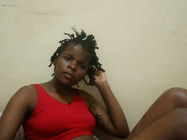 Cute-lizah live cam on BongaCams