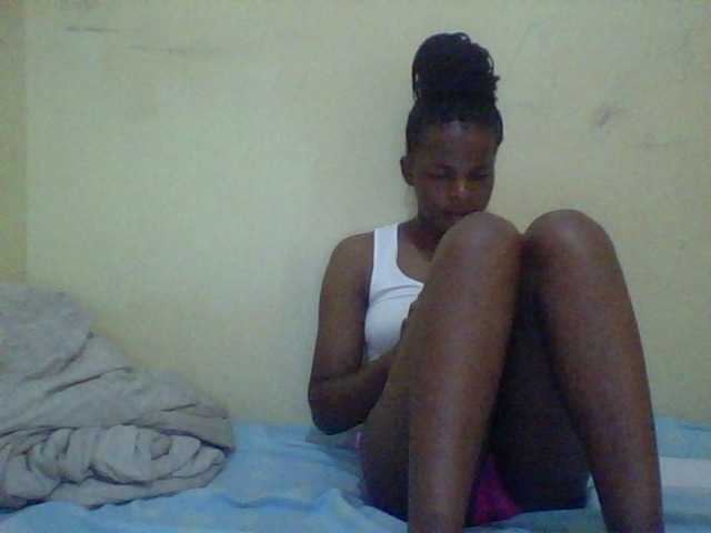 Cute-lizah live cam on BongaCams