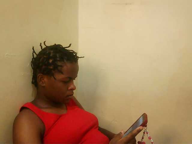 Cute-lizah live cam on BongaCams