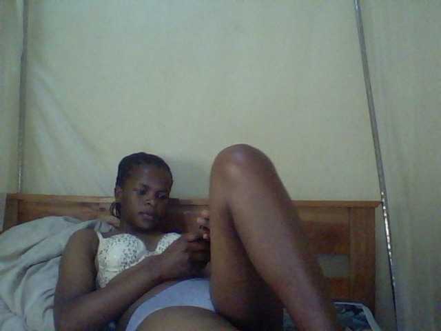 Cute-lizah live cam on BongaCams
