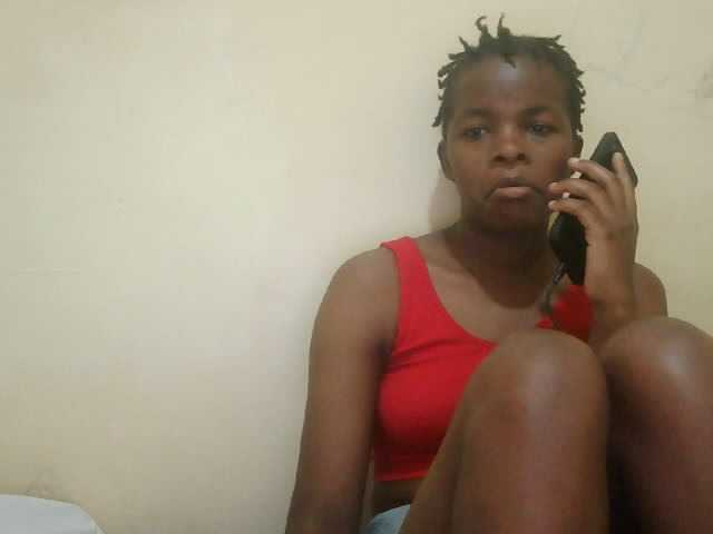 Cute-lizah live cam on BongaCams