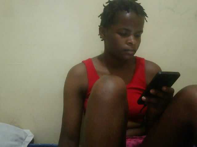 Cute-lizah live cam on BongaCams