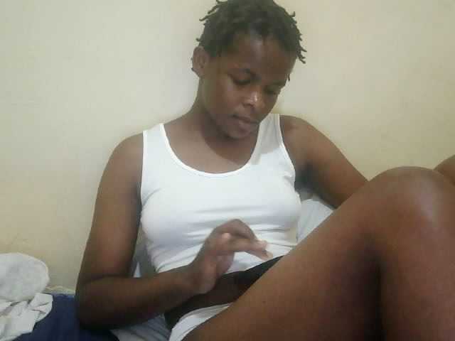 Cute-lizah live cam on BongaCams