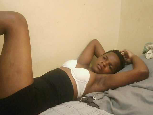Cute-lizah live cam on BongaCams